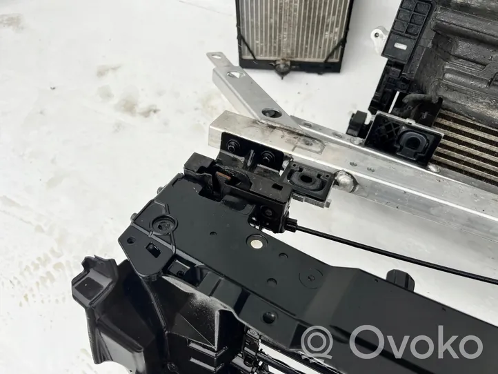Volvo XC90 Support de radiateur sur cadre face avant 