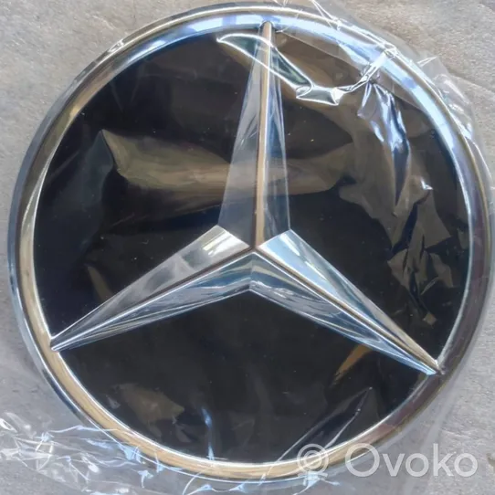 Mercedes-Benz CLA C118 X118 Logo, emblème, badge A0008880400