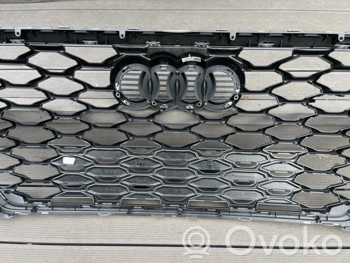 Audi Q3 F3 Grille calandre supérieure de pare-chocs avant 83F853651