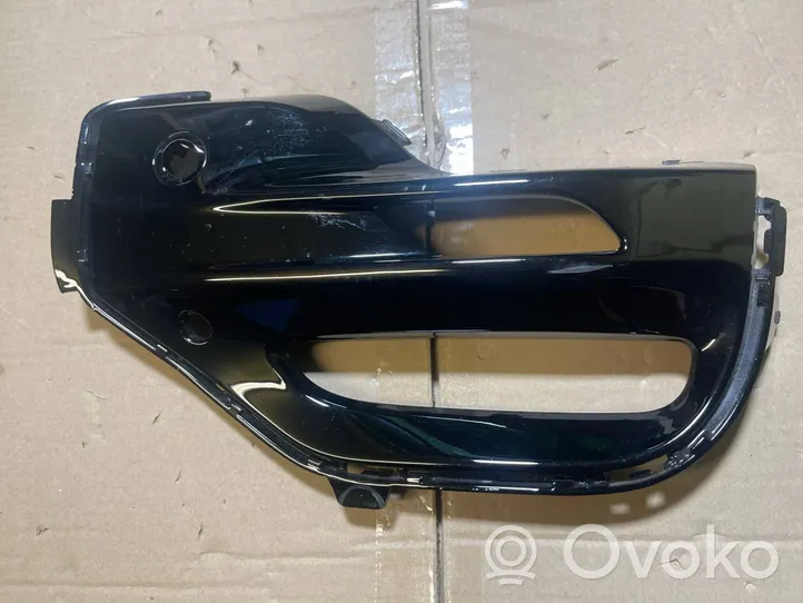 BMW X5 G05 Grille inférieure de pare-chocs avant 8073440