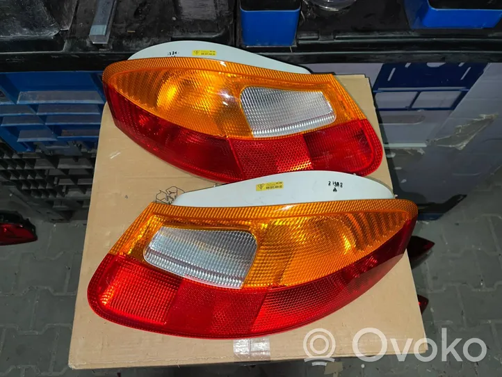 Porsche Boxster 986 Set di luci posteriori 98663140403