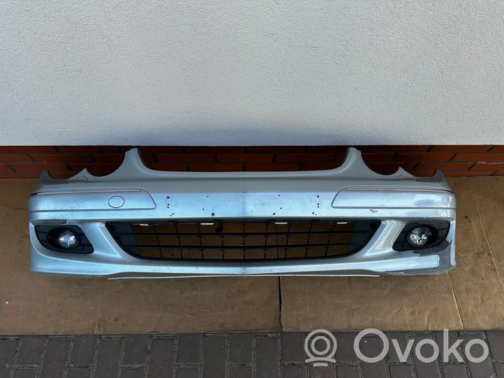 Mercedes-Benz CLK A209 C209 Parachoques delantero A2098850465