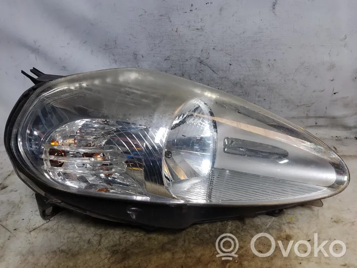 Fiat Grande Punto Lampa przednia 89101388