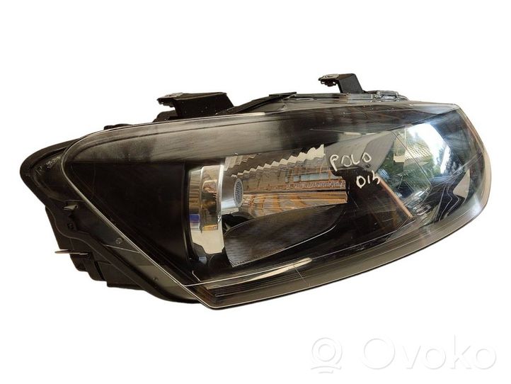 Volkswagen Polo V 6R Lampa przednia 6R1941016E