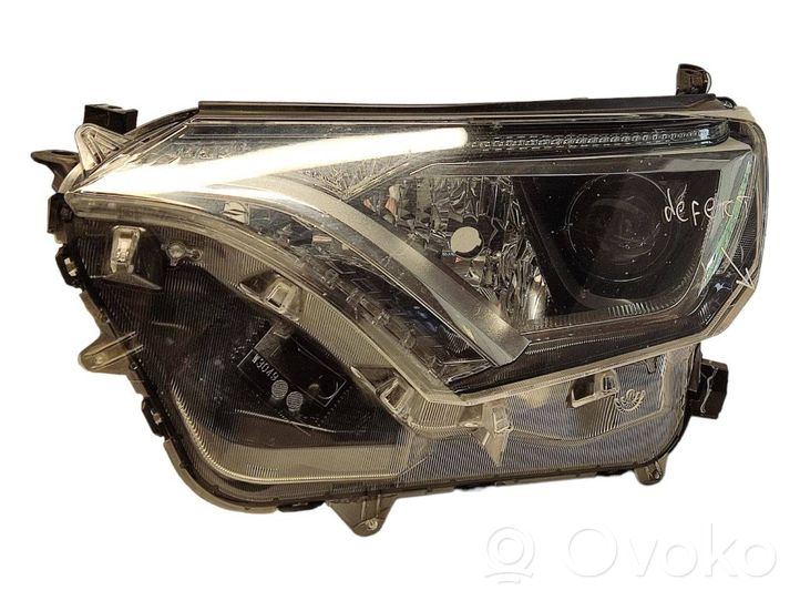 Toyota RAV 4 (XA40) Faro/fanale 8117042650