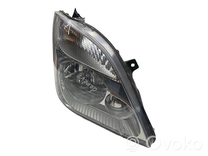 Mercedes-Benz Sprinter W906 Lampa przednia 24738200RE