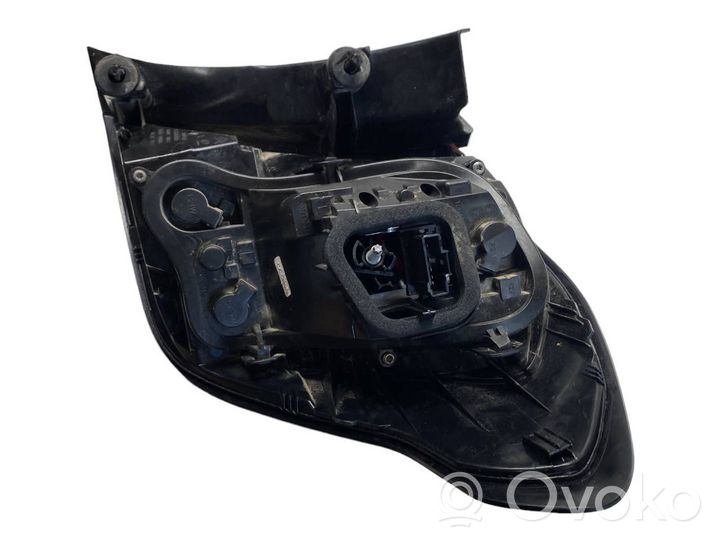 Citroen C4 II Lampa tylna 9808624680