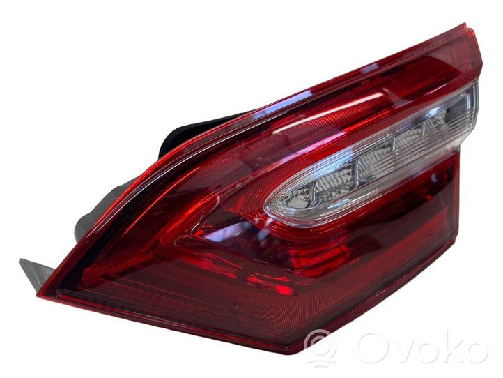 Toyota Camry VIII XV70  Lampa tylna 8158133320