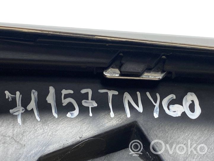 Honda CR-V Front bumper corner part panel trim 71157TNYG0