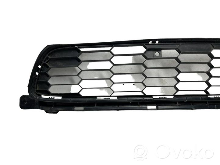 Honda Accord Grille inférieure de pare-chocs avant 71107TL0