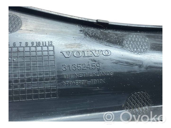 Volvo XC60 Listwa zderzaka przedniego 31352459