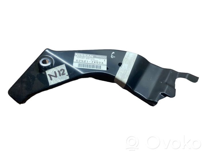 Nissan NV200 Jäähdyttimen kehyksen suojapaneelin kiinnike 62521JX50A