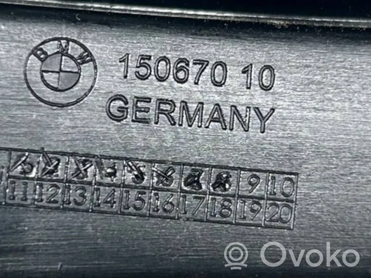 BMW 5 G30 G31 Mascherina/griglia fendinebbia anteriore 7385277