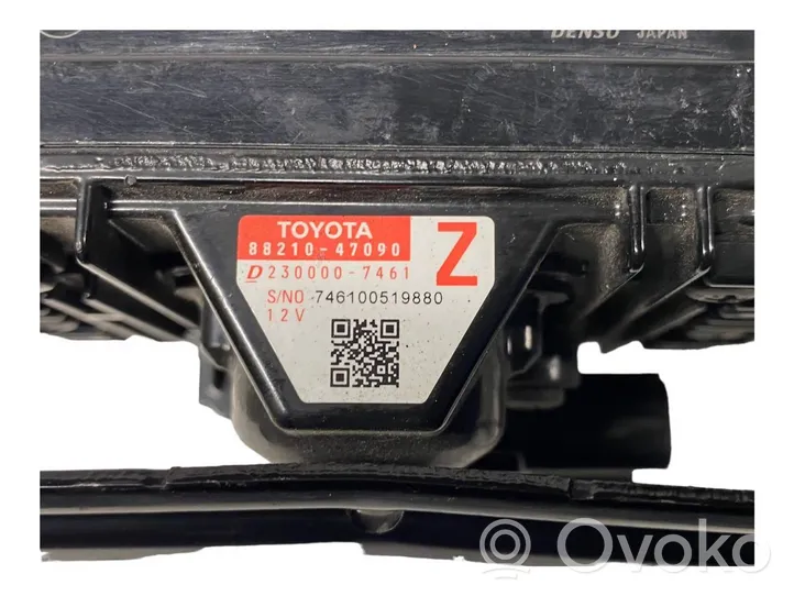 Toyota RAV 4 (XA40) Sensore radar Distronic 8821047090