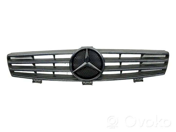 Mercedes-Benz CL C215 Передняя решётка A2158800183