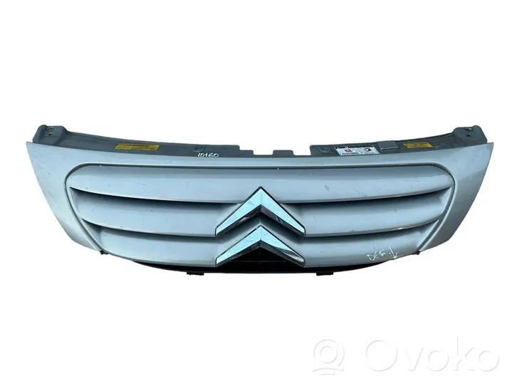 Citroen C3 Grille calandre supérieure de pare-chocs avant 9653053777