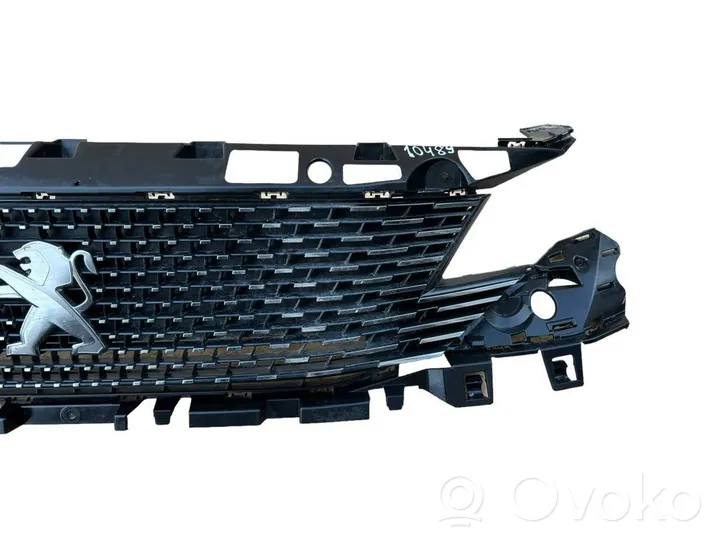 Peugeot 3008 II Grille calandre supérieure de pare-chocs avant 9836828477