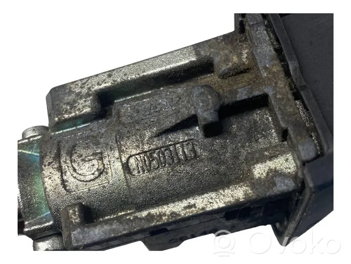 Citroen DS3 Užrakinimo spynelė (prie rankenos) N0503111