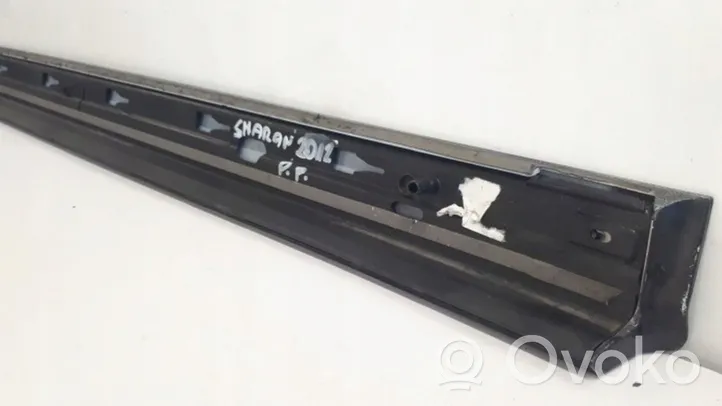 Volkswagen Sharan Front door trim (molding) 