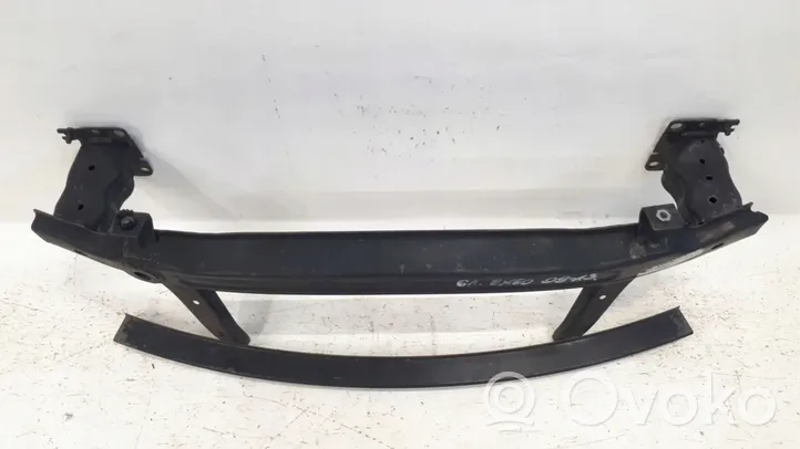 Seat Exeo (3R) Priekšpusē bampera sija / balka 3R0807109