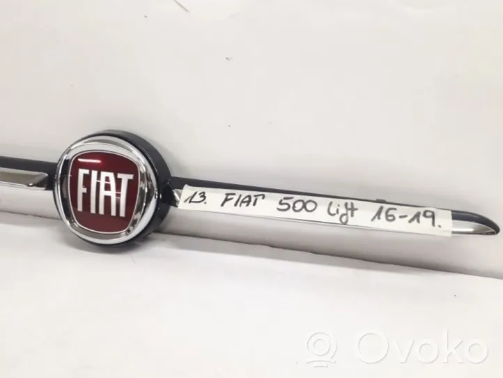 Fiat 500 Grille de calandre avant 