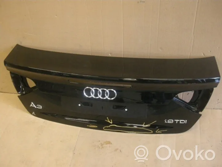 Audi A3 S3 8P Couvercle de coffre 