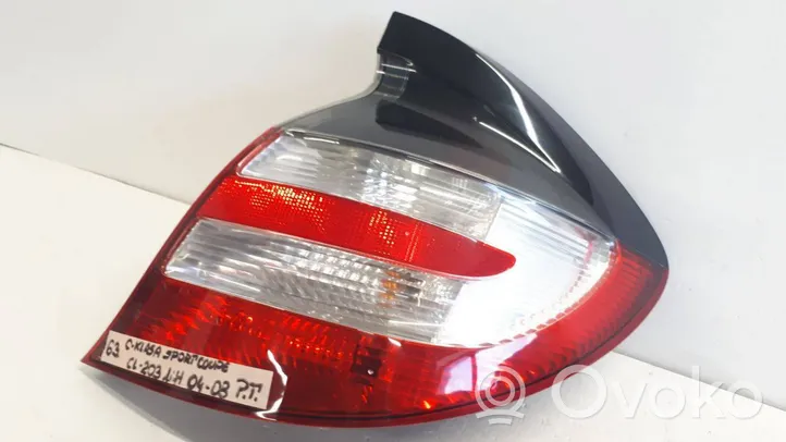 Mercedes-Benz C AMG W203 Rear/tail lights A2038202664