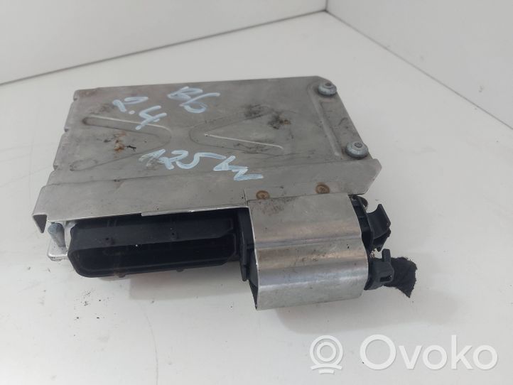 Audi A4 S4 B6 8E 8H Variklio valdymo blokas 8E0907411