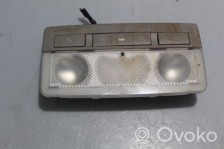 Opel Astra J Illuminazione sedili anteriori 13285100