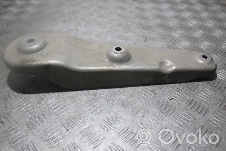 BMW 7 F01 F02 F03 F04 Altra parte della sospensione anteriore 6775873