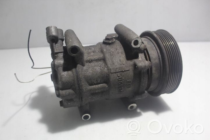 Renault Twingo II Air conditioning (A/C) compressor (pump) 