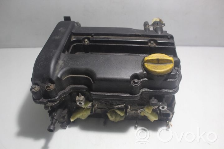 Opel Corsa C Culasse moteur 