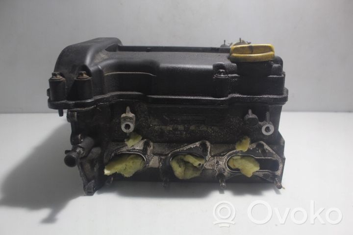 Opel Corsa C Culasse moteur 