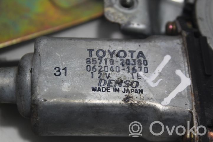 Toyota Corolla Verso E121 Mechanizm podnoszenia szyby tylnej bez silnika 8571020380