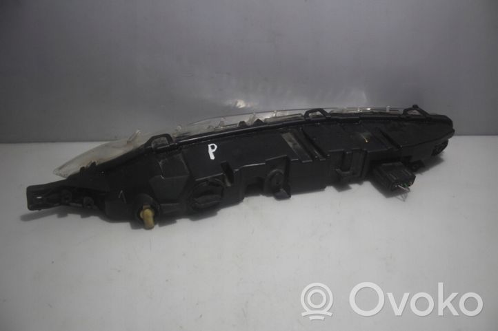 Citroen C4 Grand Picasso Lampa przednia 