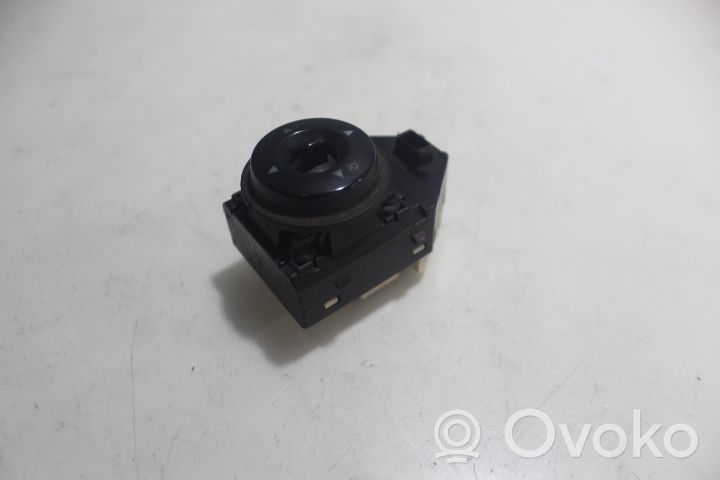 KIA Venga Wing mirror switch 