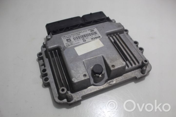 Hyundai i30 Centralina/modulo motore ECU 0281017208