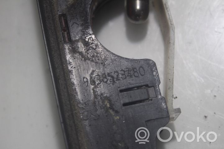 Citroen C3 Third/center stoplight 