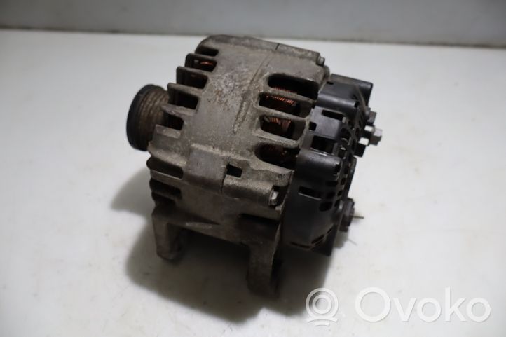 Renault Laguna III Alternador 2543592A