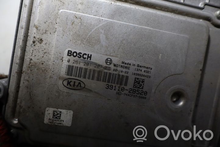 KIA Ceed Unidad de control/módulo ECU del motor 0261201202