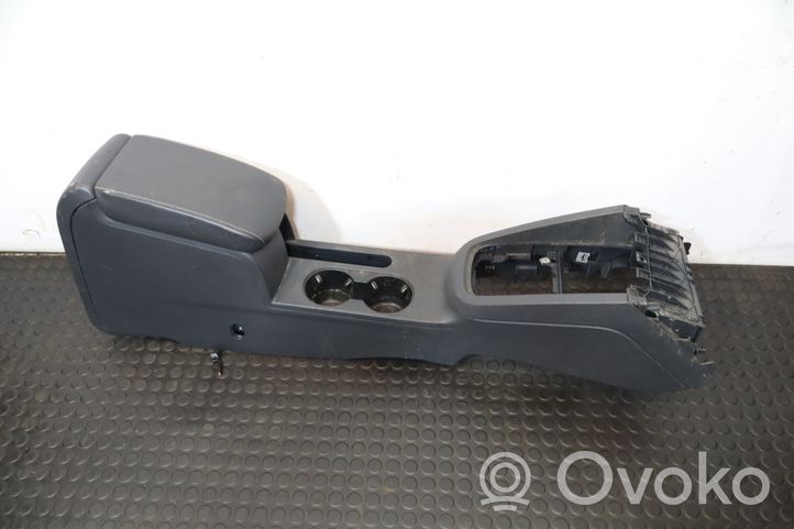 Volkswagen Jetta VI Armrest 