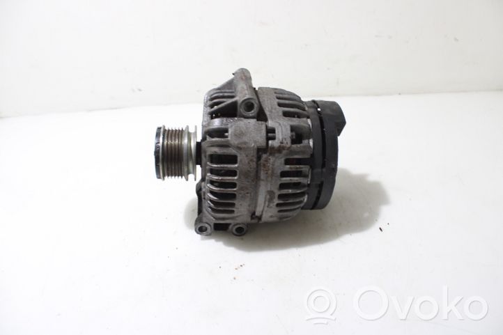 Dacia Sandero Generatore/alternatore 0124415041