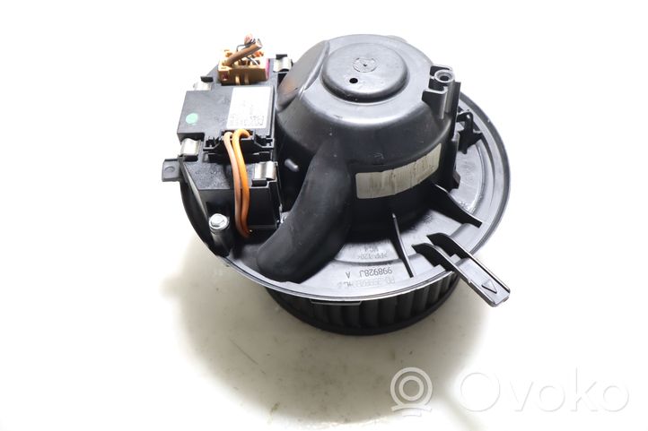 Volkswagen Jetta VI Heater fan/blower 