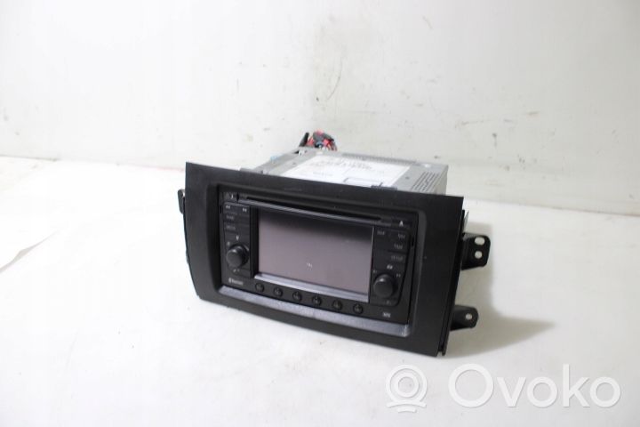 Suzuki SX4 S-Cross Panel / Radioodtwarzacz CD/DVD/GPS 