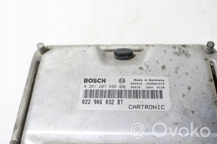 Porsche Cayenne (9PA) Centralina/modulo motore ECU 0261207696