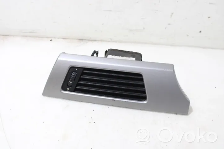 BMW 3 E90 E91 Garniture, panneau de grille d'aération latérale 