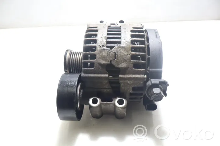 BMW 1 E81 E87 Alternador 0121715017