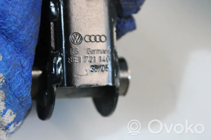 Audi A4 S4 B7 8E 8H Sankabos pedalas 