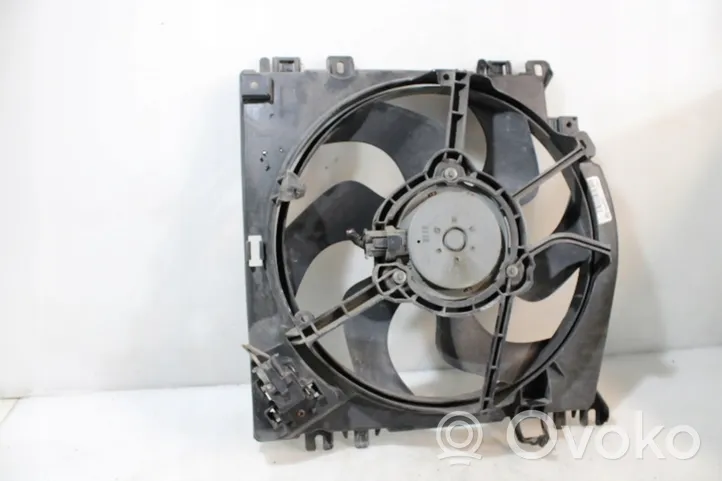 Renault Clio III Ventilateur, condenseur de climatisation 8200748439