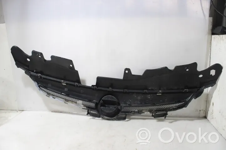 Opel Corsa D Grille de calandre avant 